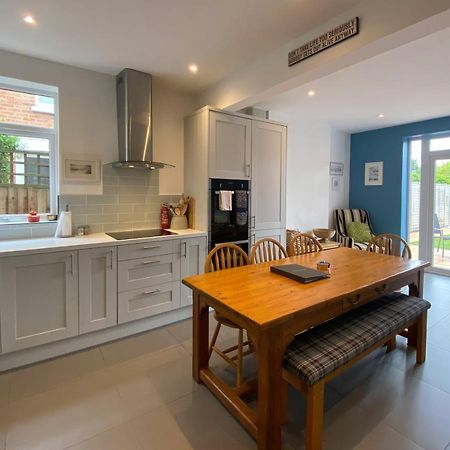 Charming 3 Bed House And Garden, Pet Friendly Villa Bournemouth Eksteriør bilde