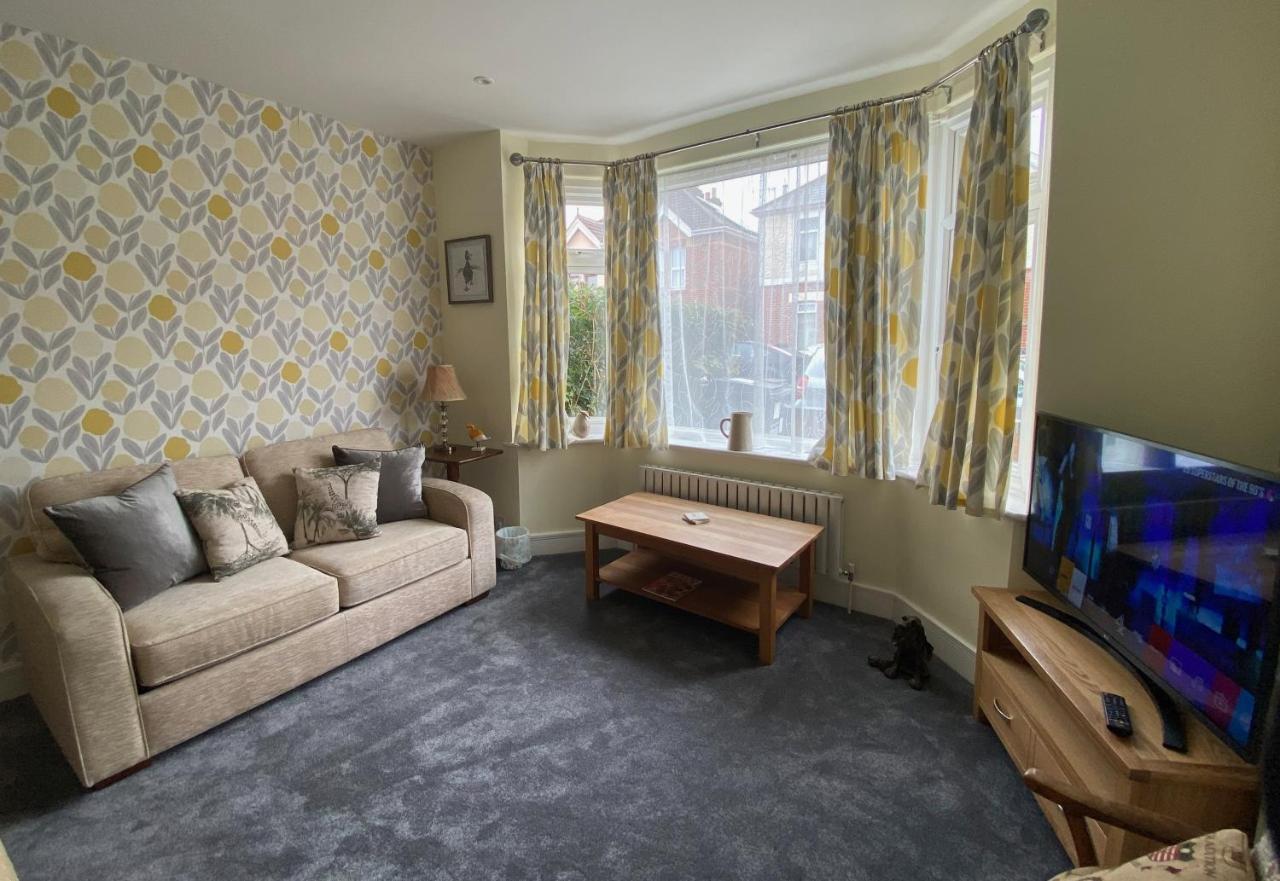 Charming 3 Bed House And Garden, Pet Friendly Villa Bournemouth Eksteriør bilde