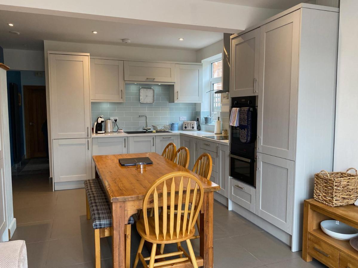 Charming 3 Bed House And Garden, Pet Friendly Villa Bournemouth Eksteriør bilde